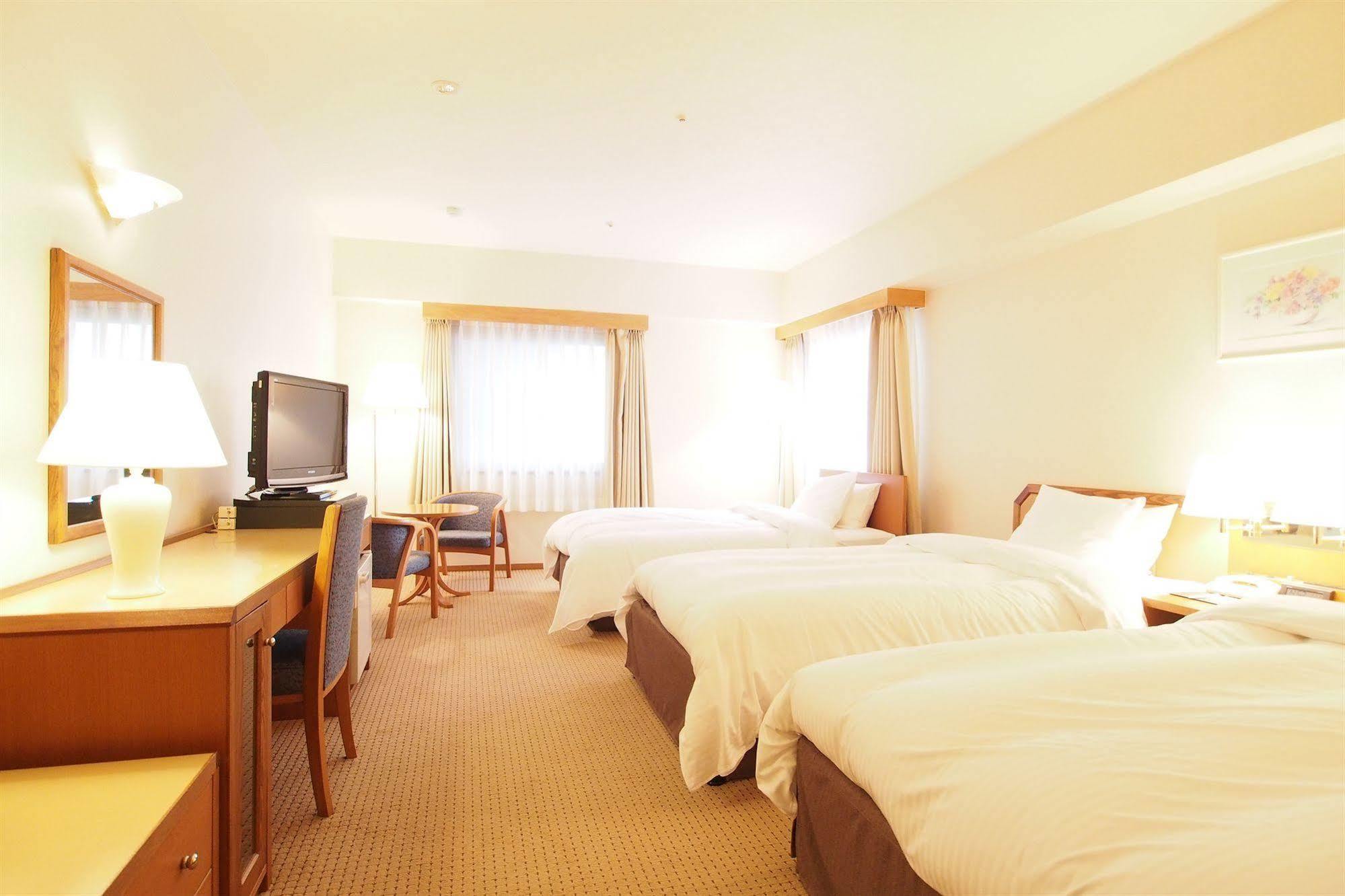 Hotel San Crane Киото Екстериор снимка