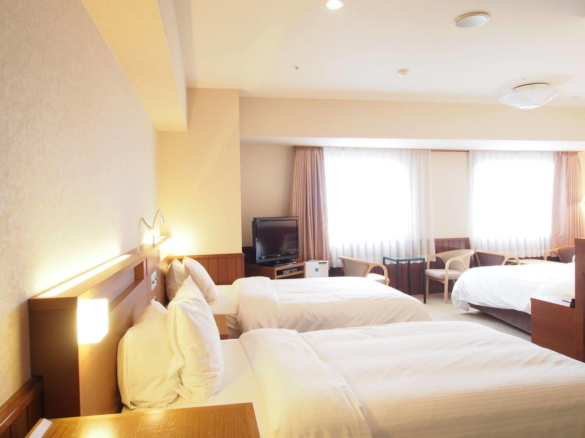 Hotel San Crane Киото Екстериор снимка