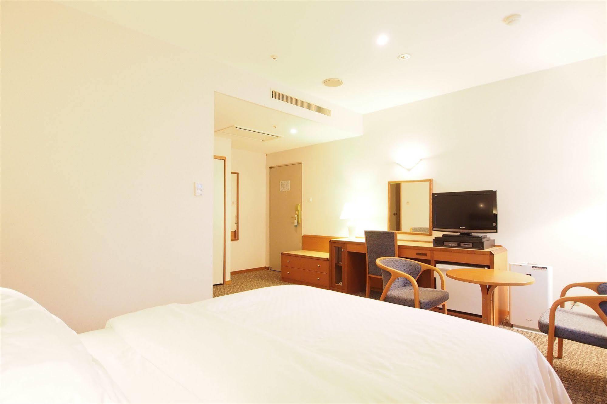 Hotel San Crane Киото Екстериор снимка