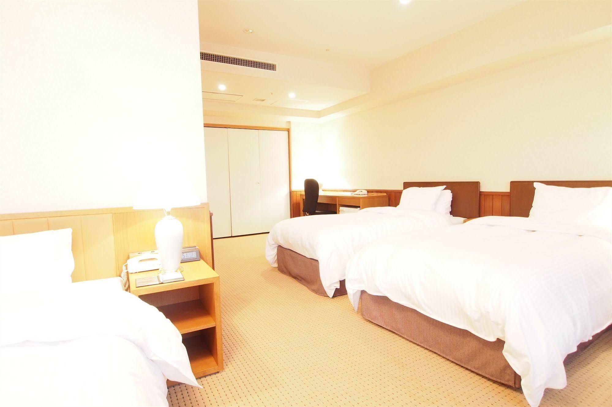 Hotel San Crane Киото Екстериор снимка
