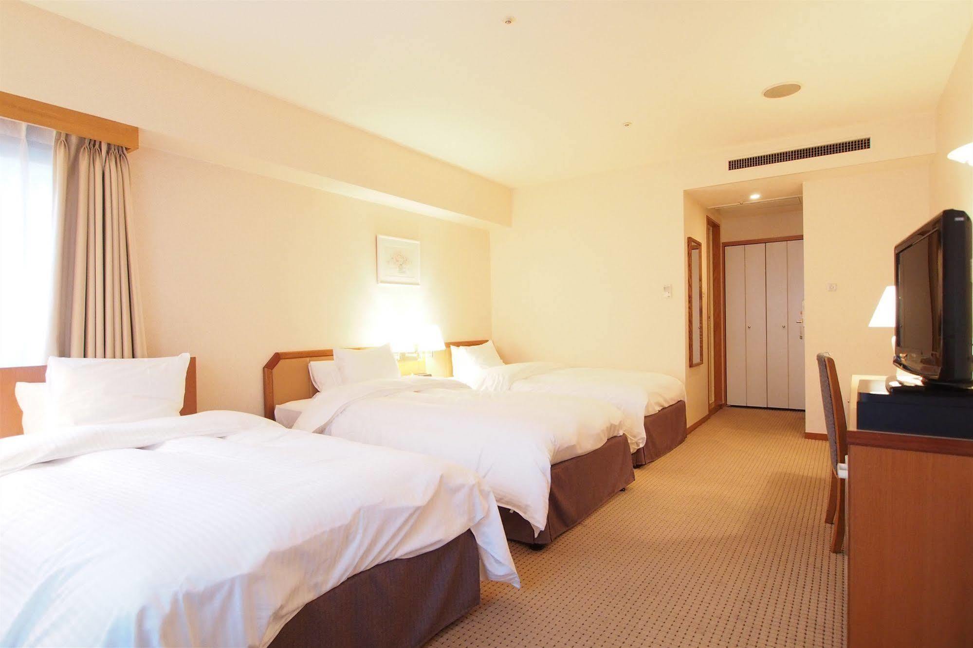 Hotel San Crane Киото Екстериор снимка
