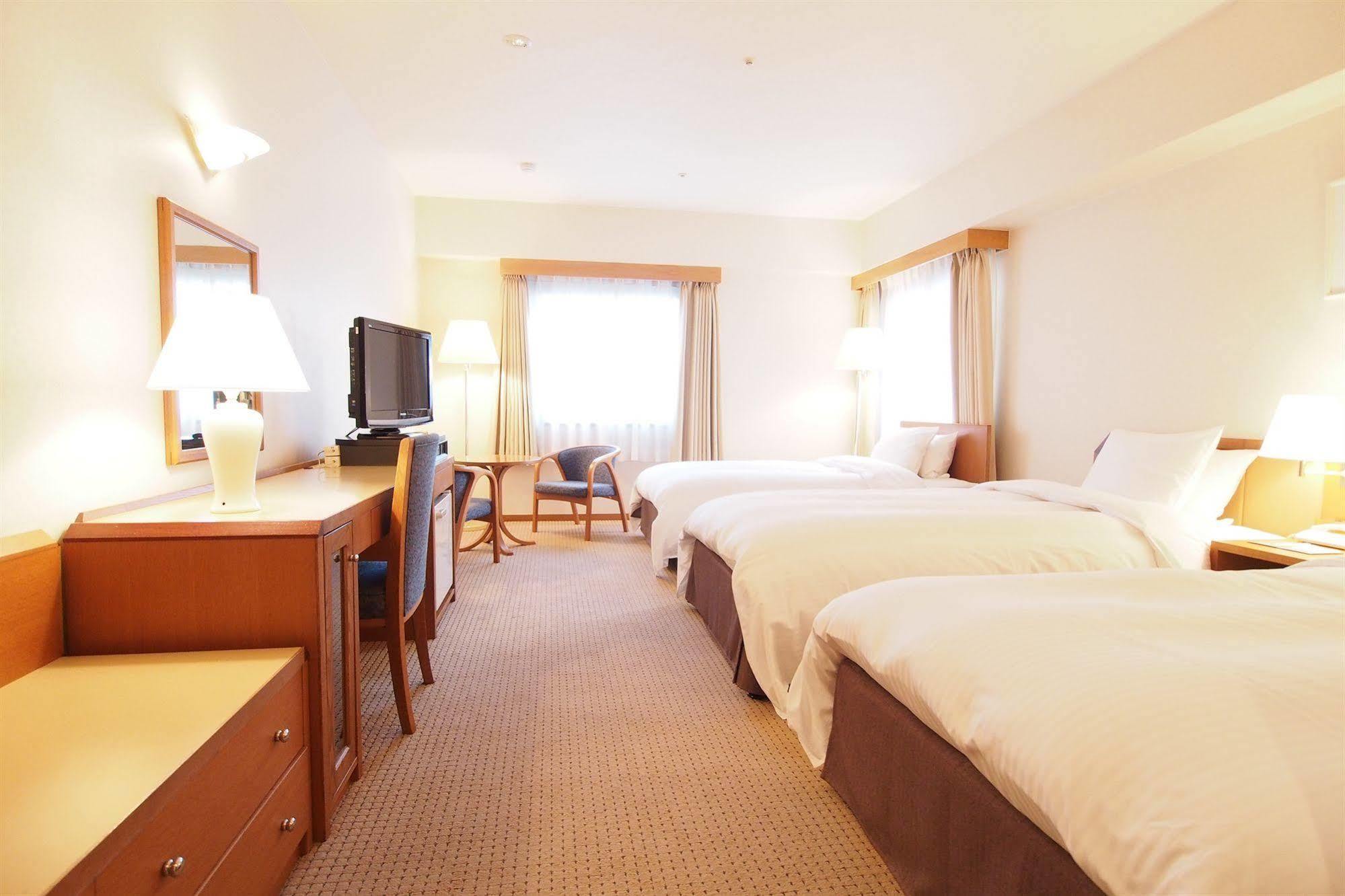 Hotel San Crane Киото Екстериор снимка